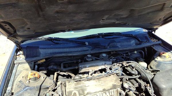 1997-2001 Toyota Camry Windshield Wiper Cowl Vent Trim Panel Oem Cover — photo 1
