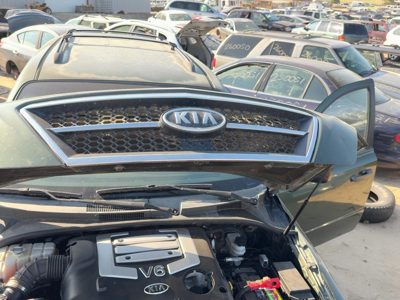 2003-2006 Kia Sorento Front Grille Assembly Oem 863503E010