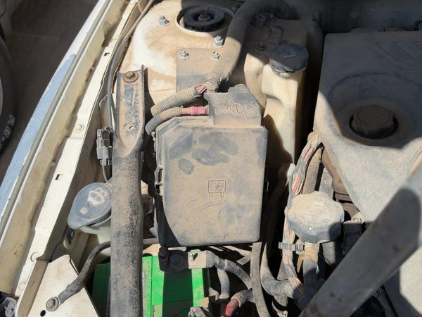 2006-2007 Chevy Monte Carlo Engine Fuse Box Power Distribution Panel Oem 3.9L — photo 1