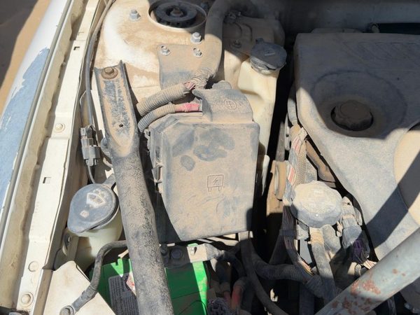 2006-2007 Chevy Monte Carlo Engine Fuse Box Power Distribution Panel Oem 3.9L — photo 3