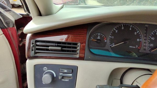 96-02 Eldorado Center Dash Heater Vent Assembly Ac Woodgrain Passenger Trim — photo 6