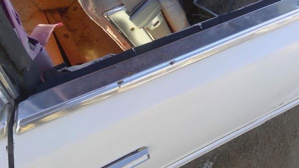 78-80 Buick Regal Passenger Right Front Moulding From Door Oem Trim Strip Chrome — photo 2