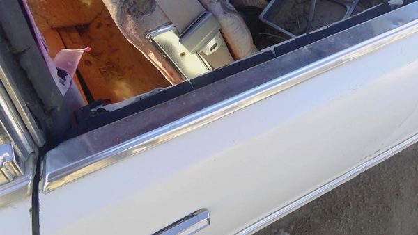 78-80 Buick Regal Passenger Right Front Moulding From Door Oem Trim Strip Chrome — photo 3
