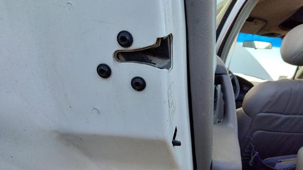 92-99 Pontiac Bonneville Driver Left Rear Door Latch With Rods/cables Oem Back — photo 1
