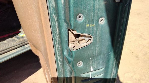 1988 RH Ford F150 Passenger Right Front Door Latch With Rods/cables OEM — photo 3