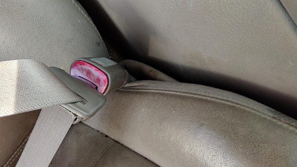 2002-2005 Ford Explorer Passenger Right Front Seat Belt Buckle Receiver Tan Gp — photo 4