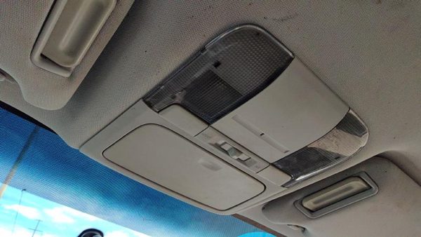 10-12 Subaru Legacy Outback Center Overhead Console Dome Light Map Lamp Cubby — photo 2