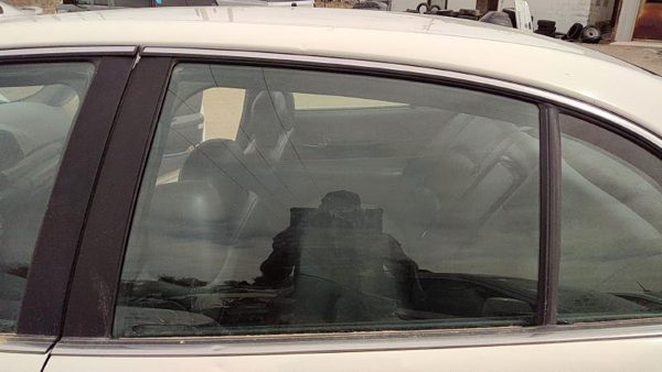2000-05 Buick Lesabre Driver Left Rear Side Window Door Glass Oem Back 15256611 — photo 3