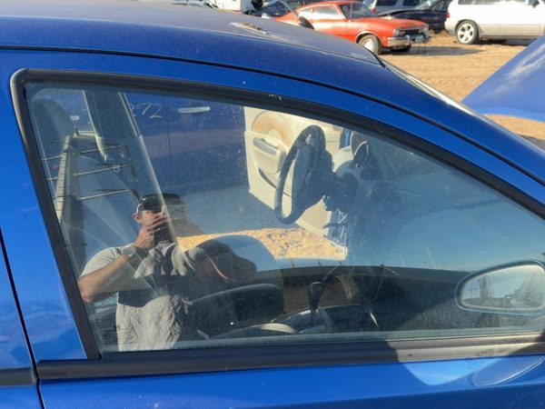 2004-2011 Chevy Aveo Passenger Right Front Side Window Door Glass Oem 96541676 — photo 3