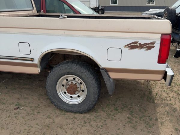 1997 Ford F250 Pickup Box/bed Assembly Tan White Dy — photo 1