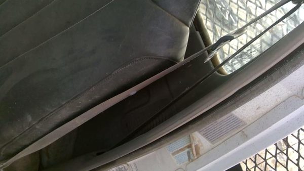 1996-1997 Ford F450 Driver Left Front Seat Belt Retractor Oem Shoulder Gray — photo 4