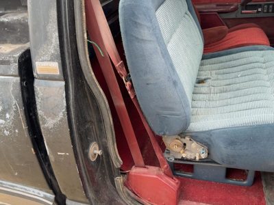 1988-1994 Chevrolet K1500 Passenger Front Seat Belt Red