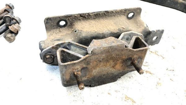 05 Dodge Ram 1500 Pickup Transmission Crossmember Mount Brackets Hardward Bolts — photo 7