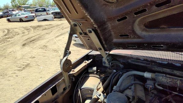 1988 Ford F150 Hood Hinge RH Brown — photo 5