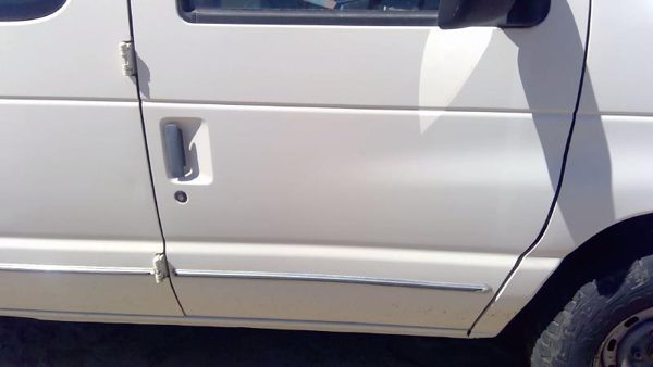 1993 Ford Van Front Door RH White — photo 4