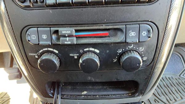 04-07 Dodge Caravan Temperature Control Module In Dash Heater Ac Head Unit Oem — photo 2