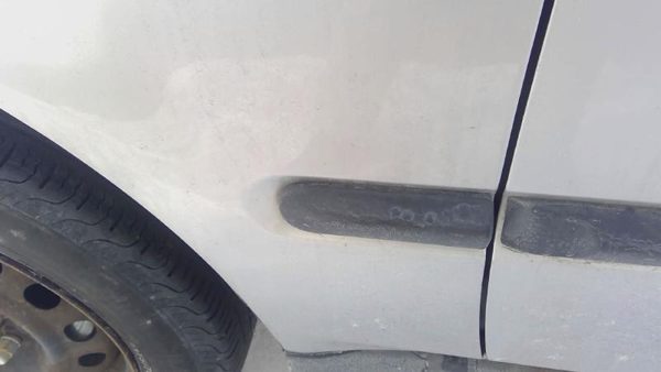 1996-2000 Honda Civic Driver Left Moulding From Fender Oem Trim Strip — photo 5
