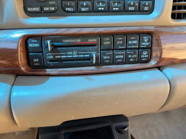 00-05 Lesabre Temperature Control Module In Dash Heater Ac Head Unit Oem Manual — photo 1