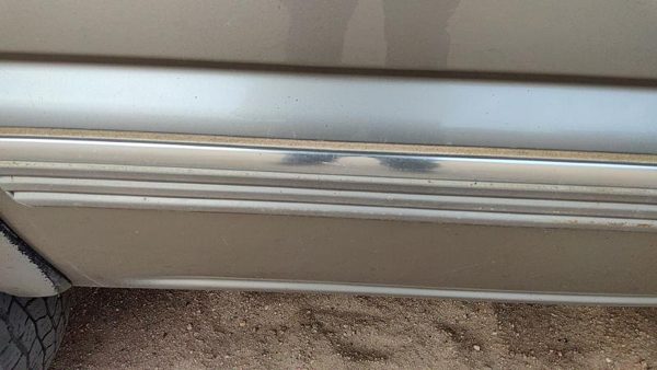 01-02 Chevy Silverado 2500 Passenger Right Rear Moulding On Box Oem Pewter 11U — photo 4