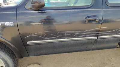 1997 Ford F-150 Front Door LH Black Ua