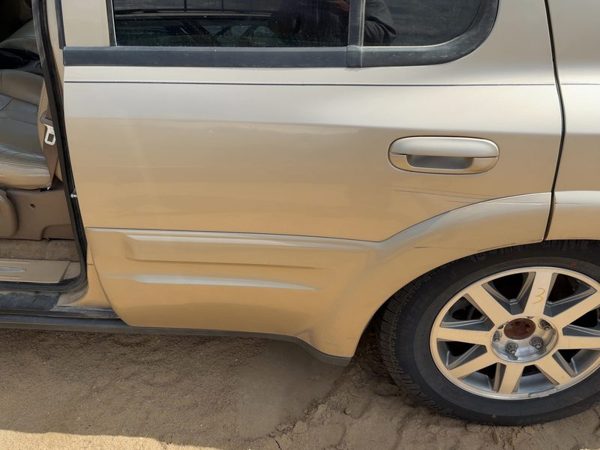 2004 GMC Envoy Rear Door LH Cashmere 15U — photo 3