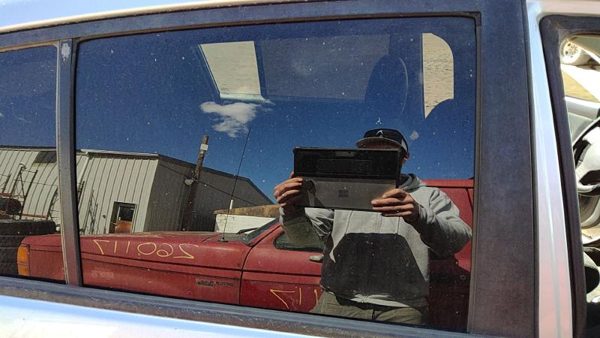 2007-2011 Nissan Versa Passenger Right Rear Side Window Door Glass Oem Back — photo 1