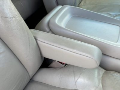 2000-2002 Chevy Suburban Passenger Right Front Arm Rest Side Seat Oem Tan 52I