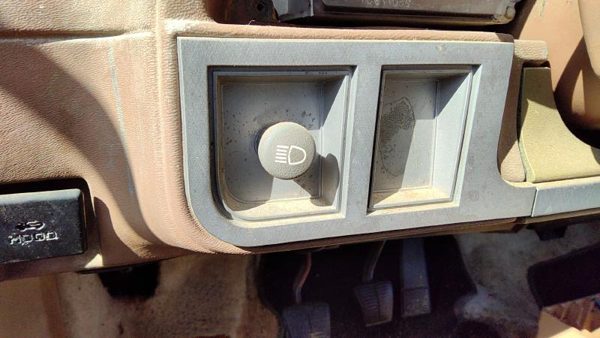 1985 Pontiac Sunbird Headlight Switch Control Knob Buttons Dash Oem — photo 2