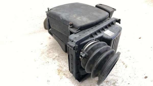 1997-2005 Buick Park Ave Complete Air Intake Filter Box Housing With Tube Oem — photo 13