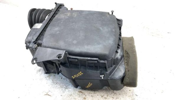 1997-2005 Buick Park Ave Complete Air Intake Filter Box Housing With Tube Oem — photo 1