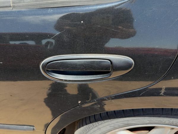 1998 Nissan Maxima Driver Left Rear Outside Door Handle Oem Back Super Black Kh3 — photo 4