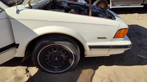 1989 Buick Century Fender RH White — photo 6
