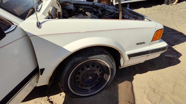 1989 Buick Century Fender RH White — photo 4