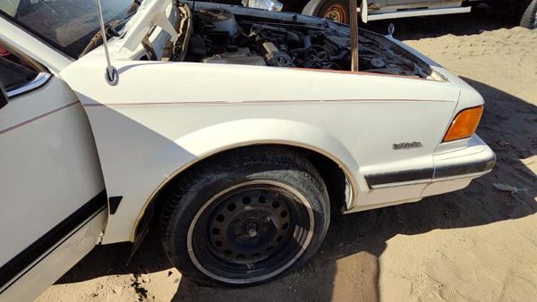 1989 Buick Century Fender RH White — photo 3