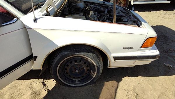 1989 Buick Century Fender RH White — photo 1