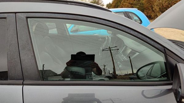 16-21 Hyundai Tucson Passenger Right Front Side Window Door Glass Oem 82420D3030 — photo 2