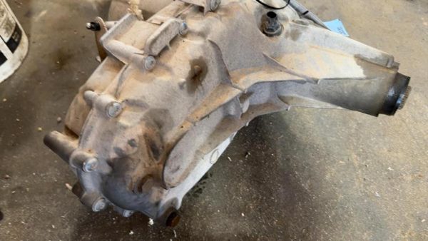 2013 Gmc Sierra 1500 Transfer Case Assembly OEM 4x4 Nqg 6 Speed Myc 24252684 — photo 2
