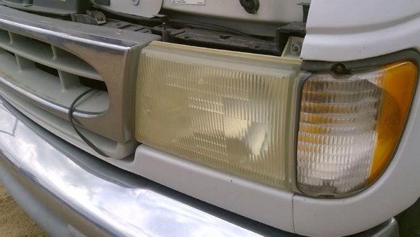 2002 Ford E-350 Super Duty Headlamp Assembly Van E450 LH — photo 5