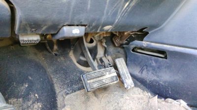 2001 Dodge Caravan Gas And Brake Pedal Assembly Automatic Transmission