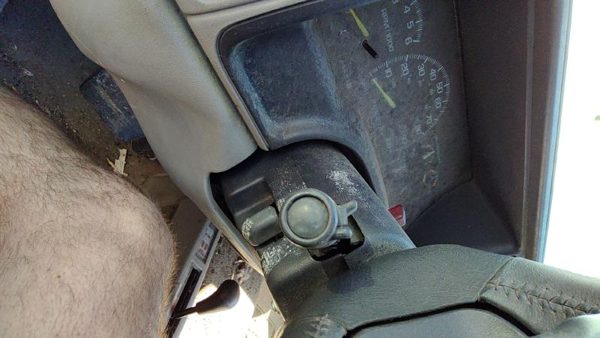 1995-1996 Chevy Silverado 1500 Steering Column Assembly Oem 26055129 — photo 4