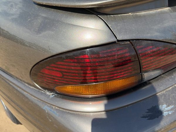 1996-1999 Pontiac Bonneville Driver Left Outer Tail Light Brake Lamp Oem Rear — photo 3