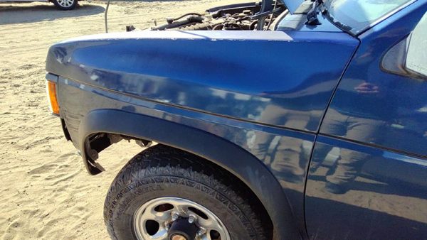 1995 Nissan Pathfinder Fender LH Blue — photo 7
