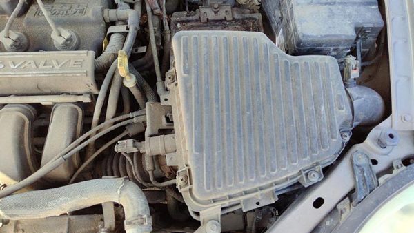 00-01 Neon Complete Air Intake Cleaner Filter Box Housing With Tube Oem 2.0L — photo 2