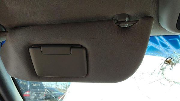2005-2009 Chevy Uplander Driver Left Sun Visor Oem Gray 17B 15874430 — photo 4