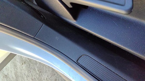 06-10 Vw Passat Passenger Right Lower Sill Step Moulding Trim Panel Oem Qq Black — photo 3