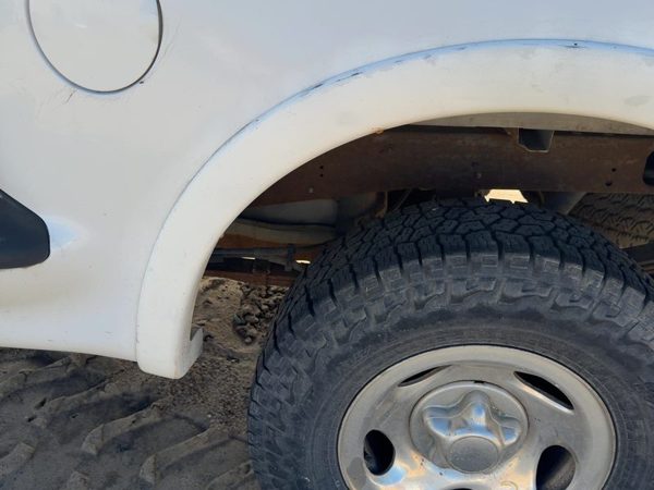 1997-2004 Ford F150 Driver Left Rear Wheel Flare Moulding Oem Back White Yz — photo 6