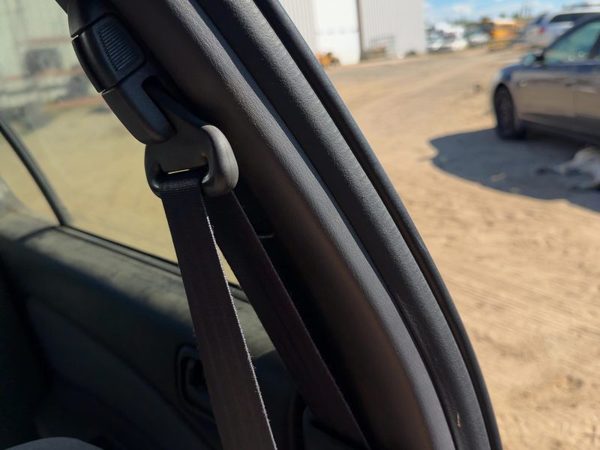 1995-1999 Nissan Maxima Driver Left B-Pillar Trim Panel Oem 4-Door Sedan Gxe — photo 1