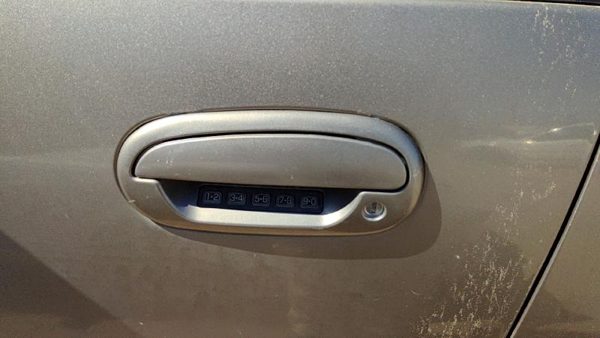 97-02 Ford Expedition Driver Left Front Outside Door Handle Oem Arizona Beige Aq — photo 2