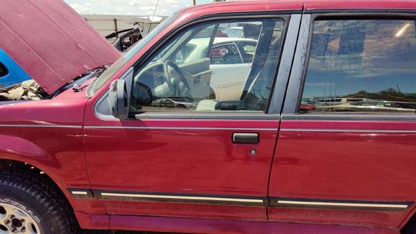 1994 Ford Explorer Front Door LH Red — photo 1
