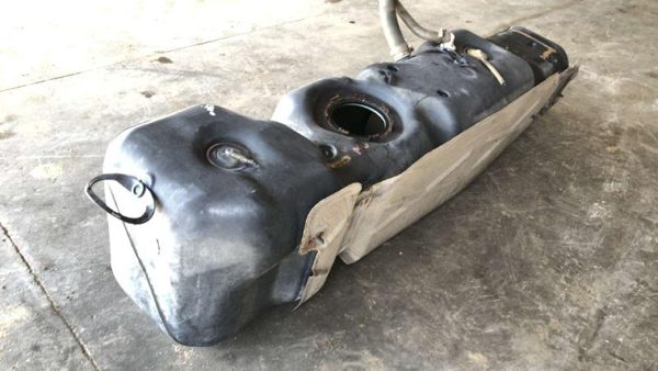 2005-2006 Dodge Ram 2500 Fuel Tank Diesel Cummins Long Box 8' Oem 52121748Aa — photo 4